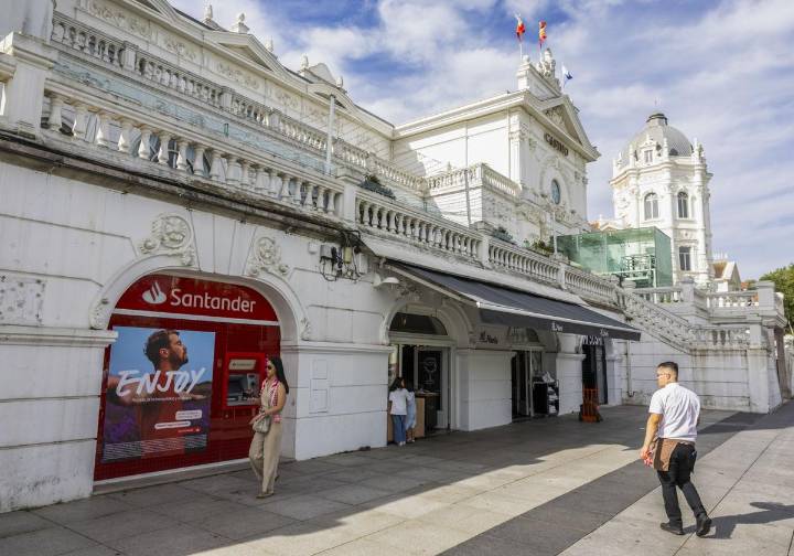 Los bajos del Casino de El Sardinero están ya en funcionamiento al completo