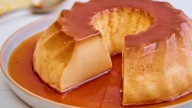 Flan casero con 4 ingredientes: salvá el postre del finde con esta receta de la abuela que nunca falla