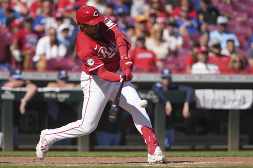 Marte conecta sencillo decisivo tras polémica jugada y Cincinnati vence 5