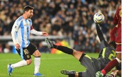 ¡Y dicen que no es el GOAT! El récord que Lionel Messi rompió con su gol ante Venezuela gracias a su pierna izquierda