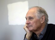M*A*S*H star reveals the ‘main thing’ keeping him alive at 90