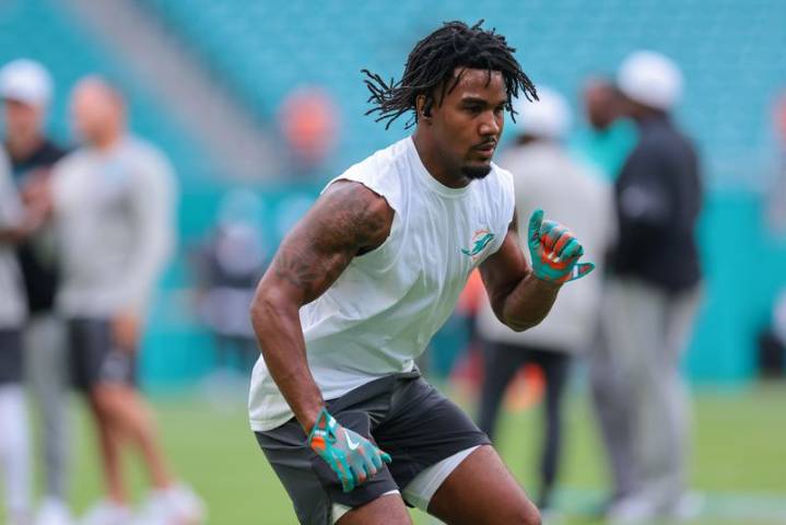 Dolphins optimistic WR Jaylen Waddle (shoulder) can play vs. Bills