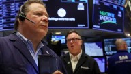 Repuntan bonos y acciones, pero el riesgo país llegó al valor más alto en un año