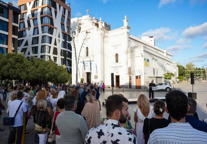 La Iglesia de La Luz presenta su rostro radiante