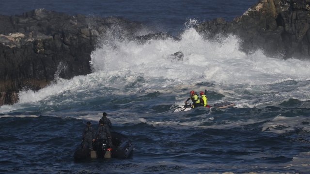 Continúa búsqueda de adolescente desaparecido en playa Las Torpederas