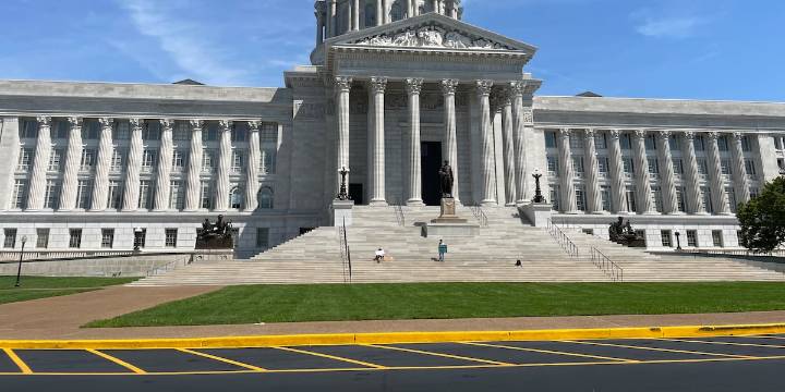Petition, lawsuits fight against new Missouri congressional map
