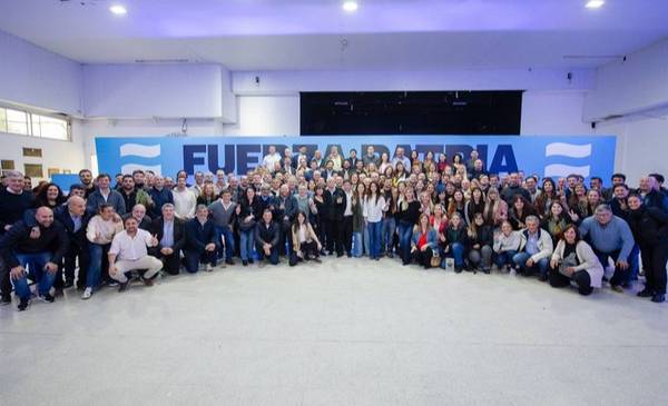 Polarización y contradicciones en las fuerzas que compiten en la provincia de Buenos Aires