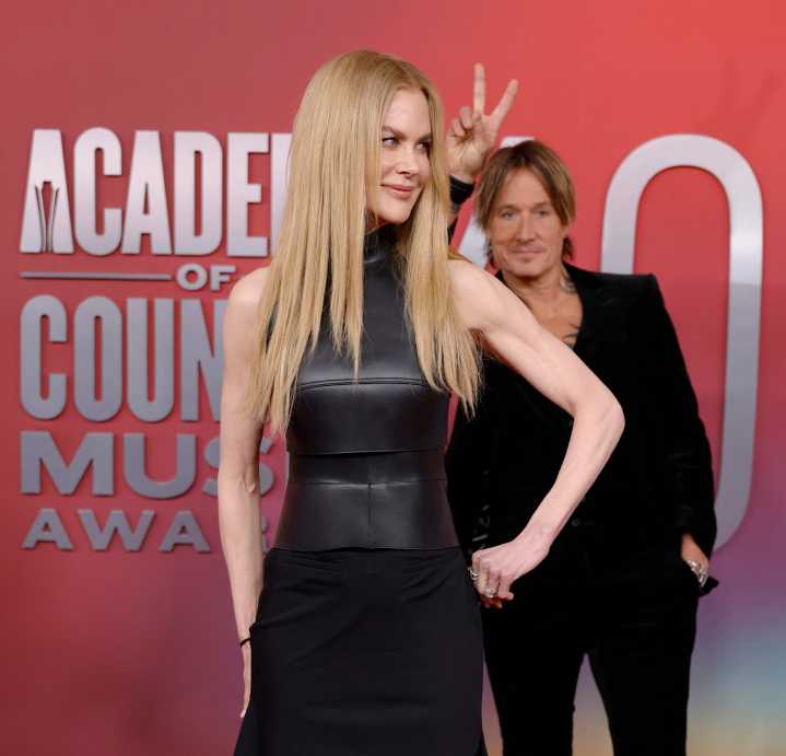 Keith Urban Girlfriend? Singer Already Dating in Wake of Nicole Kidman Divorce