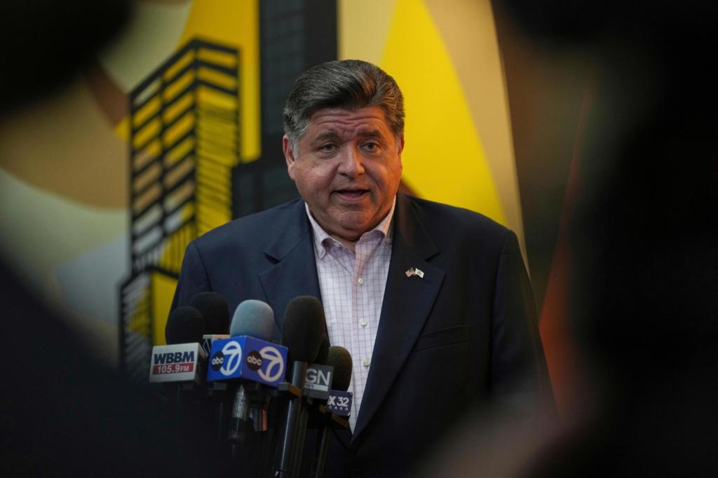 Trump’s promised immigration crackdown in Chicago could last about six weeks, suburban official says