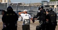 Tribunal permitirá a agentes de inmigración realizar redadas en Los Ángeles