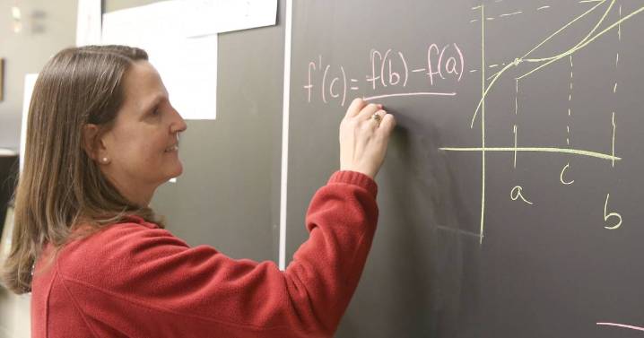 Illinois developing plan to improve math education