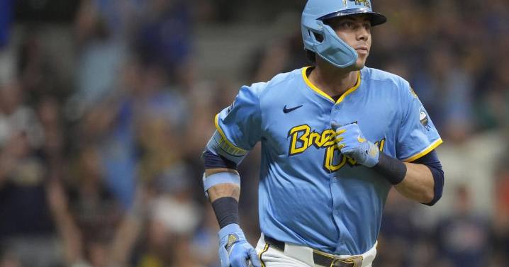 Yelich gets his 100th RBI as Brewers beat Angels 5