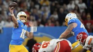 Justin Herbert lidera a los Chargers a épica victoria sobre Chiefs en Brasil
