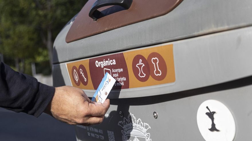 Cómo ahorrar en el recibo de la basura en Alicante: hasta un 20 % de descuento para reducir el "tasazo"