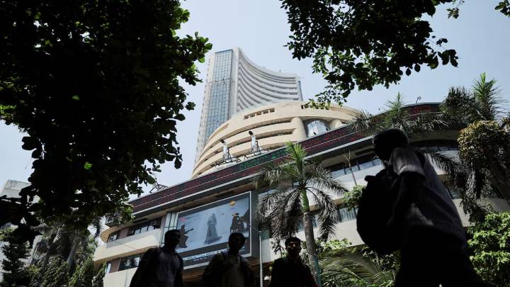 Quiet Friday for markets: Nifty ends below 25,400, Sensex down 380 points but Adani Group stocks shine