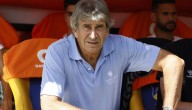 Aseguran que La Roja estaría preparando una oferta a Pellegrini si no renueva contrato con el Betis