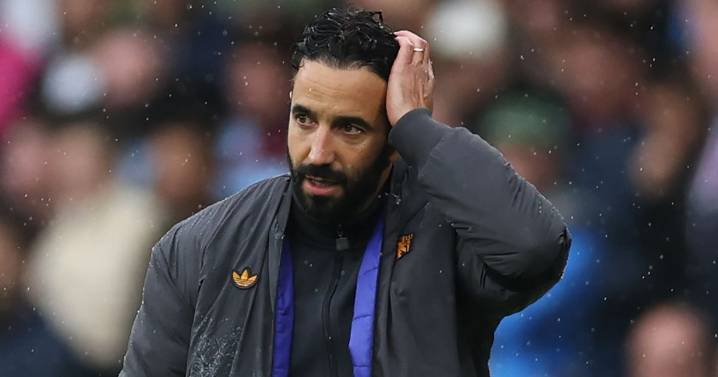 Two manager appointments ruled out at Man United as 'senior players slam team'