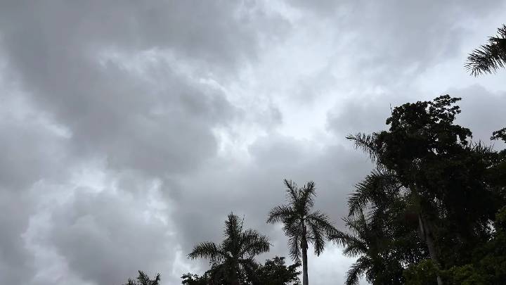 Suspenden clases vespertinas en cinco municipios por lluvias de “Lorena”