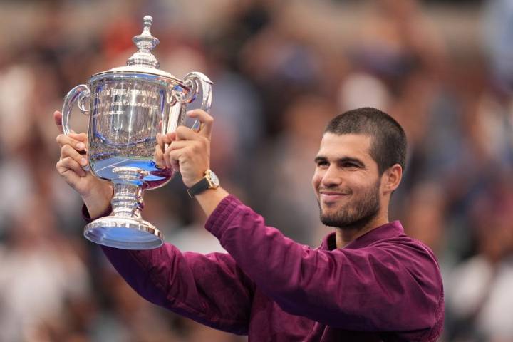 Carlos Alcaraz beats rival Jannik Sinner at the U.S. Open for a 6th Slam title and the No. 1 ranking