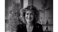 ‘La bienal apuesta por el arte popular y barrial’: María Wills