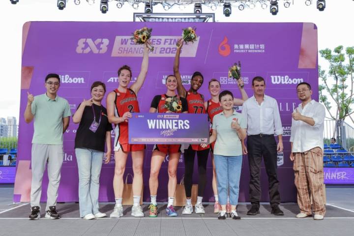 B.C. basketball star golden in China