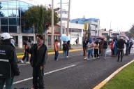 Paristas de la Facultad de Humanidades de la UAEMéx bloquean Paseo Tollocan
