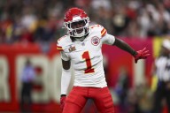 Chiefs' Xavier Worthy Injury Gets Potential Bad News From Sports Doctor