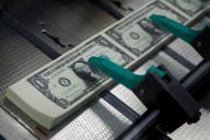October Social Security direct payment worth $967 goes out in 17 days