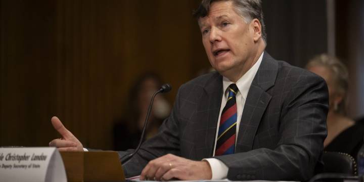 US official offers regrets over detention of South Koreans