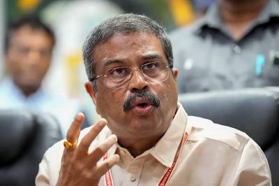 Govt to Introduce Skill-Based Curriculum in Classes 11 & 12: Pradhan