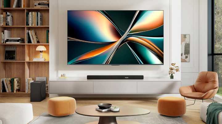 Best 55-inch TV deal: Under $500 Hisense U65QF Mini