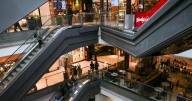 Diputados de oposición presentan proyecto de ley para permitir que los malls abran los días de elecciones