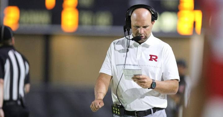 Rummel, U-High meet for Round 4 — this time under the lights of the Superdome