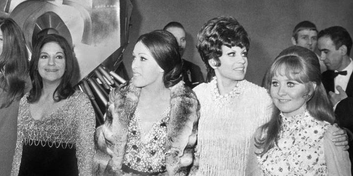 La versión del mono de flecos que Salomé llevó en Eurovisión en 1969 llega a Zara en forma de vestido