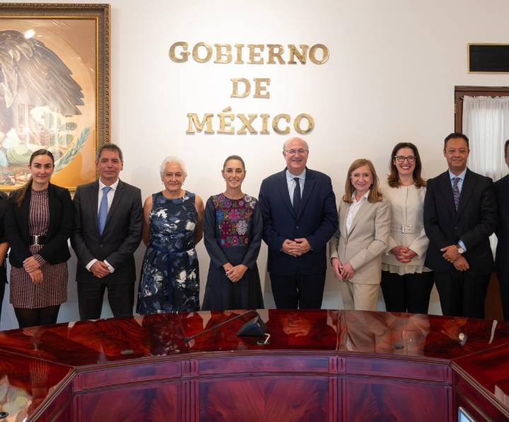 Claudia Sheinbaum se reúne con presidente del Banco Interamericano de Desarrollo