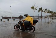 Huracán Lorena amenaza con intensificarse en costas de BCS; consulta trayectoria y los estados en riesgo