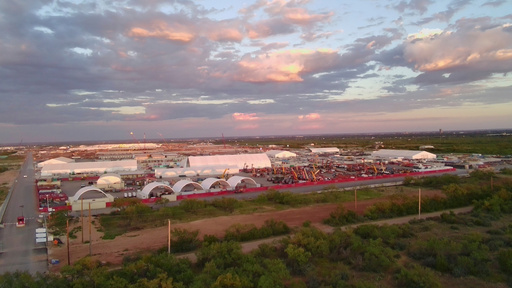 OpenAI and Oracle show off Stargate AI data center in Texas and plan five more elsewhere