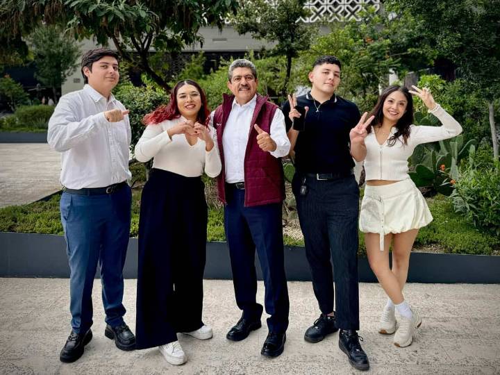 Manuel Espino es hospitalizado tras sufrir un derrame cerebral en CDMX