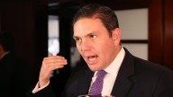 “El gobierno ha tomado unas posturas que le hacen daño a los colombianos”: Exministro Juan Carlos Pinzón tras descertificación de EEUU a Colombia