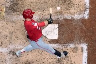 Reds and Mets chasing final National League playoff spot on last day of regular season