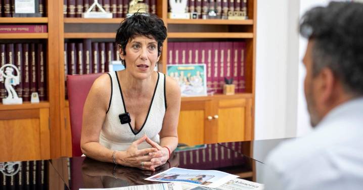 Elma Saiz: “Corremos el riesgo de que el odio de las redes se traslade a nuestras calles”
