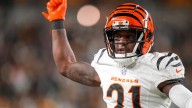Mike Hilton reunited with familiar face as Colts await update on Kenny Moore II