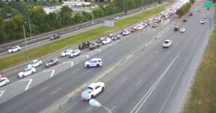 Crash blocks I-10 East, causes miles