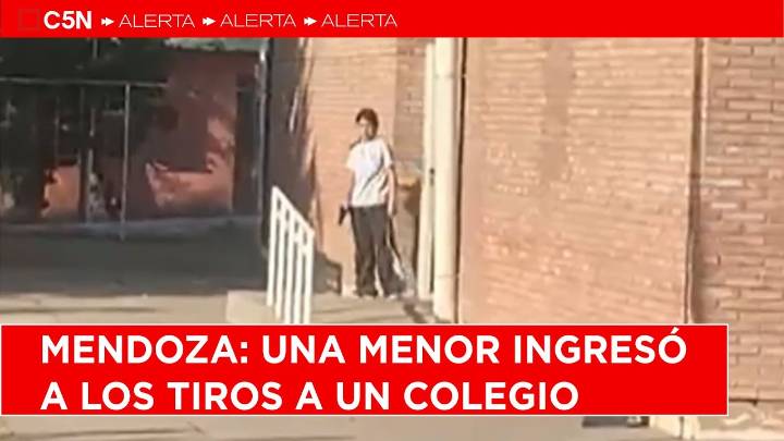 Máxima tensión en Mendoza: una alumna entró a un colegio con un arma y disparó al menos tres veces