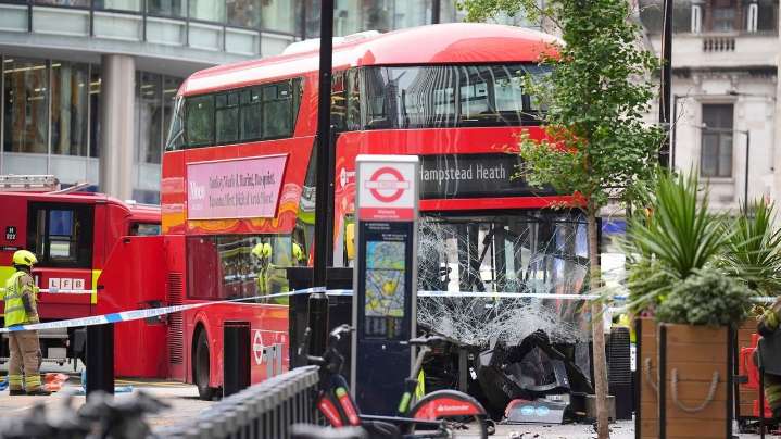 15 people hospitalized after double-decker bus crashes outside London's Victoria Station