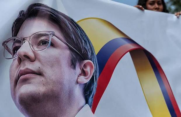 Mandan a prisión a un sospechoso de planear el crimen del senador colombiano Uribe Turbay