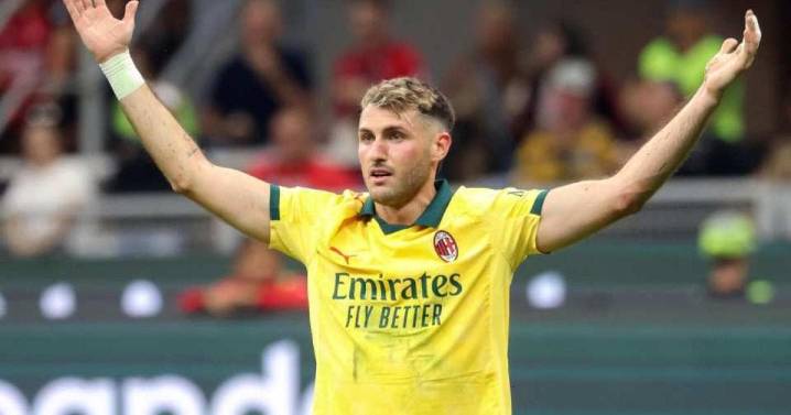Milan gana al Bolonia, pero 'Santi' Giménez sigue sin anotar
