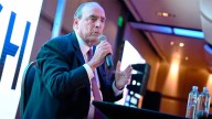 Francos defendió las retenciones: “El productor conseguirá mejor precio igual”