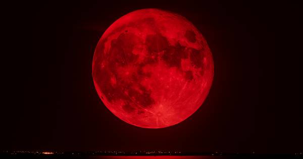 La luna se teñirá de "sangre" en septiembre 2025: día, horario y donde se podrá ver este único fenómeno astronómico