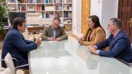 La Diputación de Huelva y la DOP Condado firman un convenio para mitigar la plaga de mildiu
